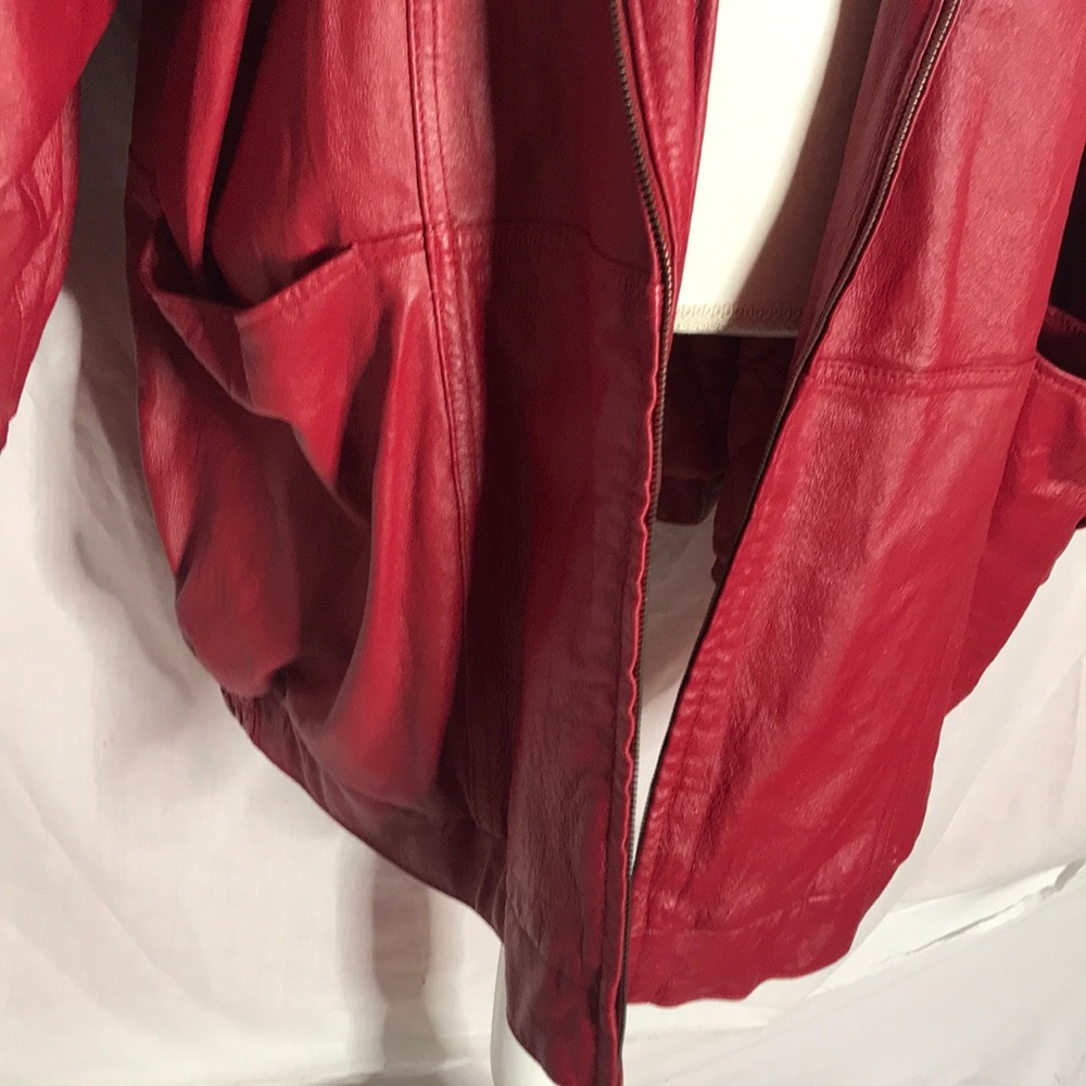 Red Coat - image 3